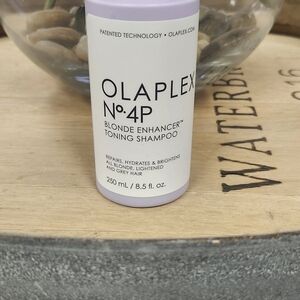 OLAPLEX No.4P Blonde Enhancer Shampoo - Lavender